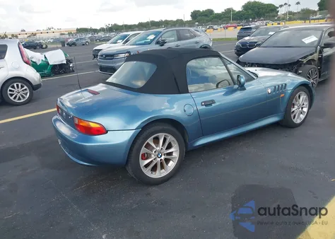 1999 BMW Z3 2.3 из США, поврежденный, VIN 4USCH9339XLG00523